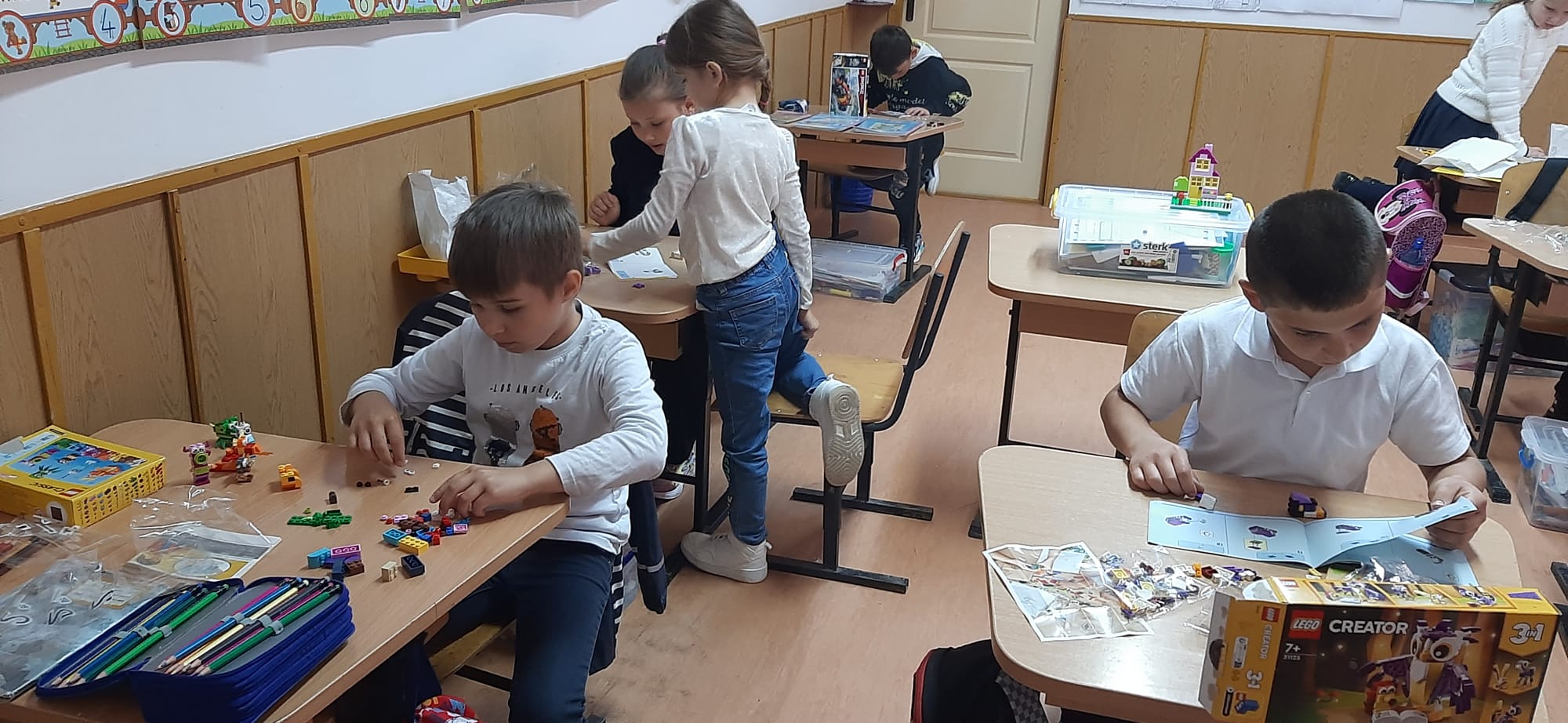 Bucuria de a fi la scoala